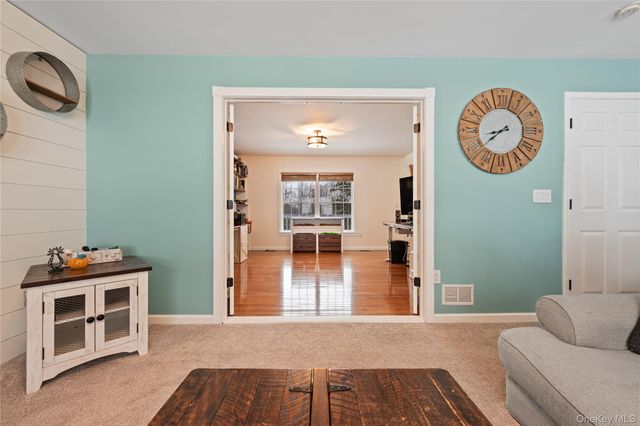 6 Snow Street, Bloomingburg, NY 12721