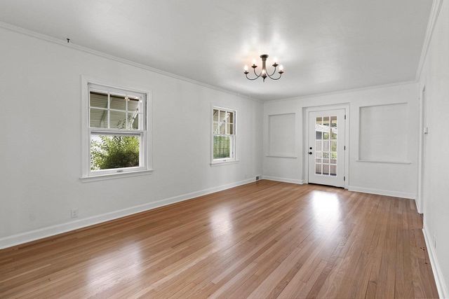 1727 N CLARK STREET, Appleton, WI 54911