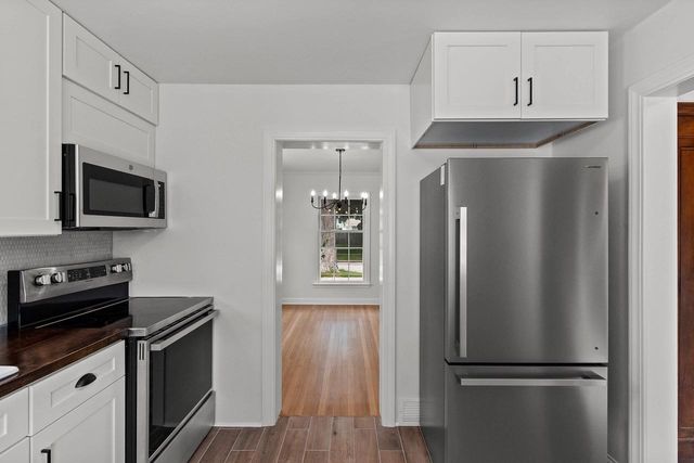 1727 N CLARK STREET, Appleton, WI 54911