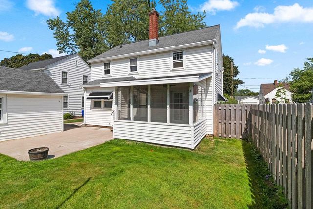 1727 N CLARK STREET, Appleton, WI 54911