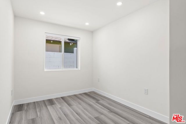 16042 Knapp Street, North Hills (los Angeles), CA 91343