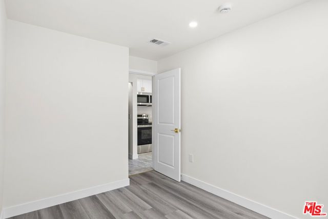 16042 Knapp Street, North Hills (los Angeles), CA 91343