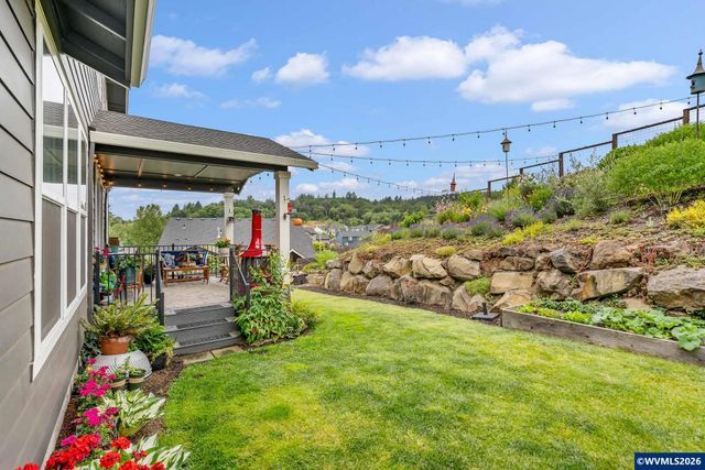 2893 NW Mt Ashland Ln, Mcminnville, OR 97128