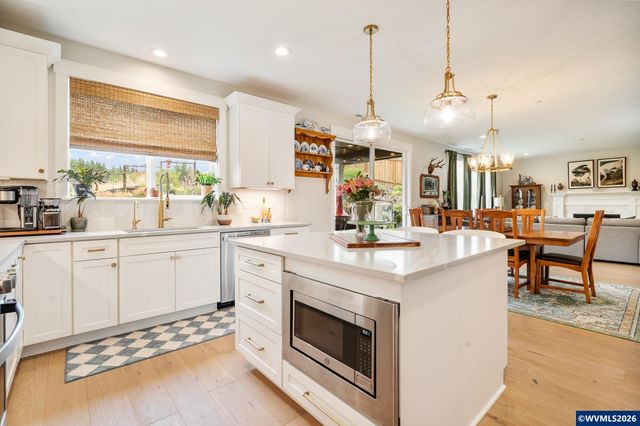 2893 NW Mt Ashland Ln, Mcminnville, OR 97128
