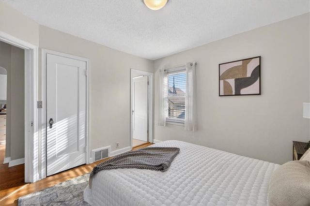 7339 Summit Street, Kansas City, MO 64114