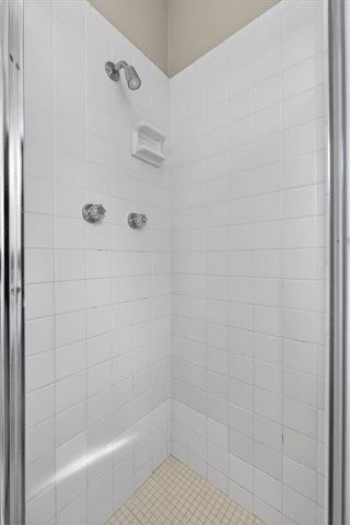 7339 Summit Street, Kansas City, MO 64114