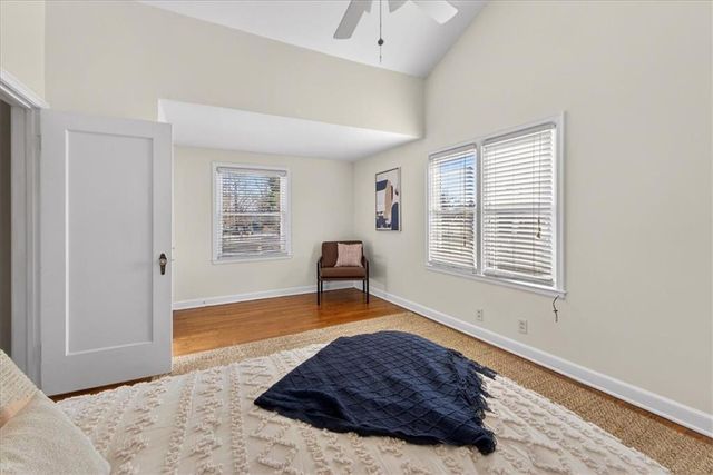 7339 Summit Street, Kansas City, MO 64114