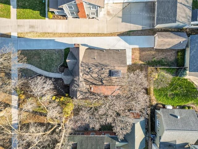 7339 Summit Street, Kansas City, MO 64114