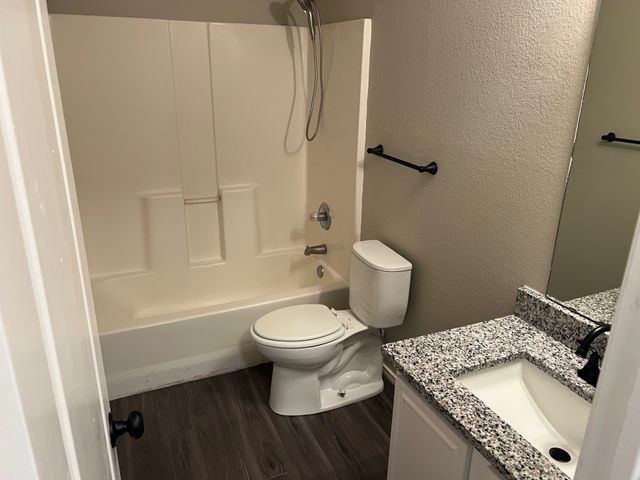 311 Dakota Drive, Arlington, TX 76002
