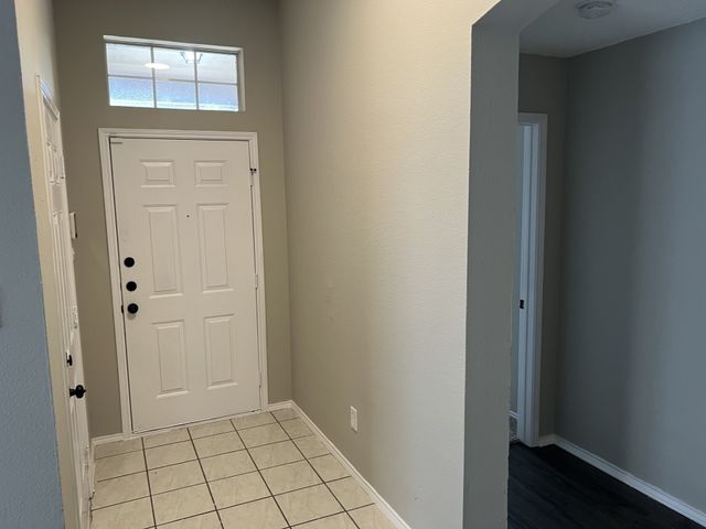 311 Dakota Drive, Arlington, TX 76002