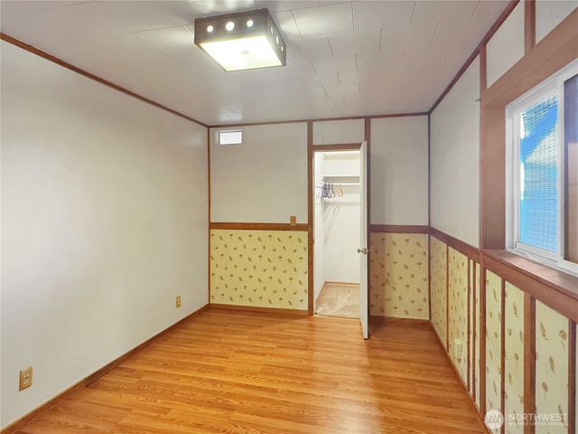 111 S 1st Street, Thorp, WA 98946