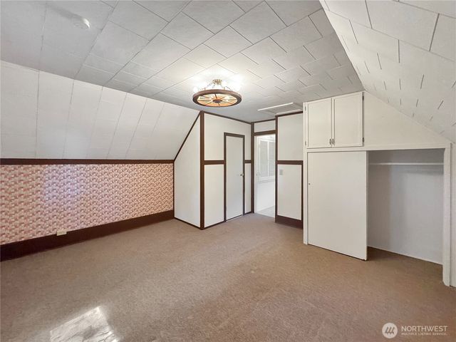 111 S 1st Street, Thorp, WA 98946