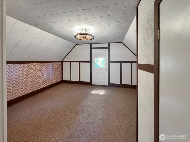 111 S 1st Street, Thorp, WA 98946