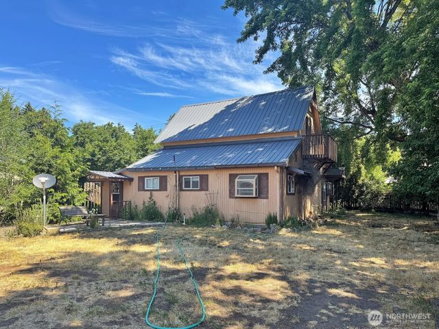 111 S 1st Street, Thorp, WA 98946