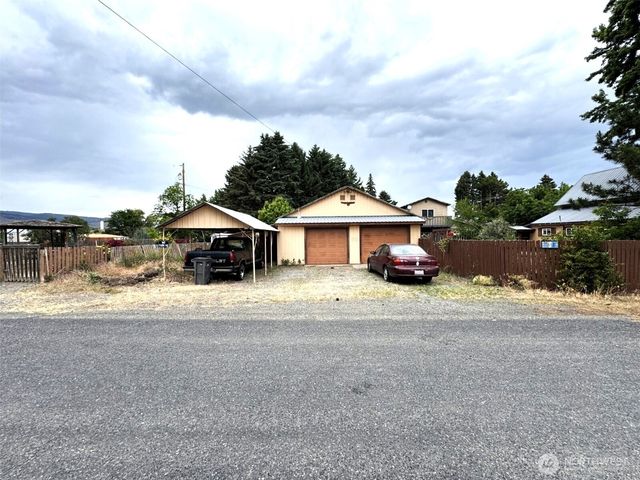 111 S 1st Street, Thorp, WA 98946