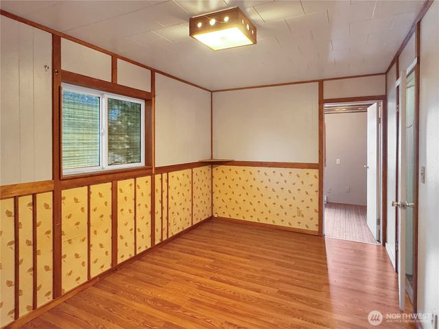 111 S 1st Street, Thorp, WA 98946