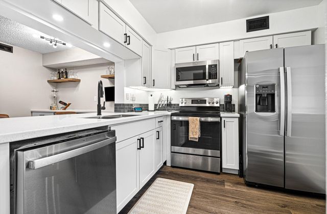 4620 W Mcnab Road B1, Pompano Beach, FL 33069