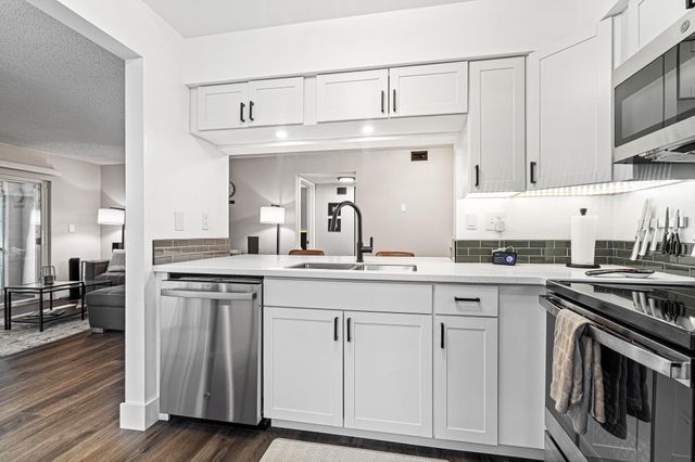 4620 W Mcnab Road B1, Pompano Beach, FL 33069