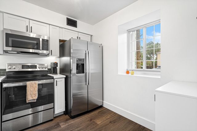 4620 W Mcnab Road B1, Pompano Beach, FL 33069