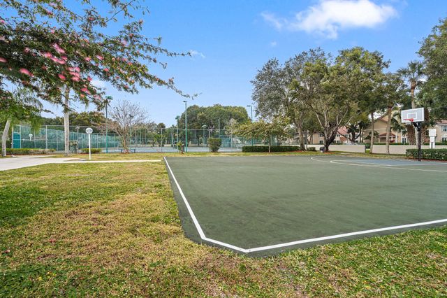 4620 W Mcnab Road B1, Pompano Beach, FL 33069