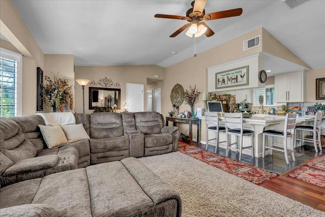 21544 Grangeville Boulevard, Lemoore, CA 93245