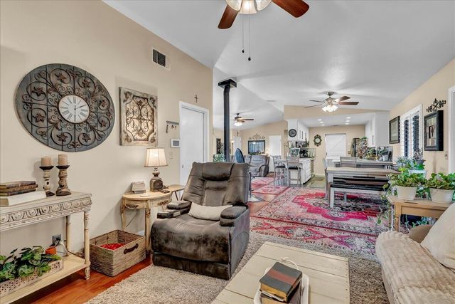 21544 Grangeville Boulevard, Lemoore, CA 93245