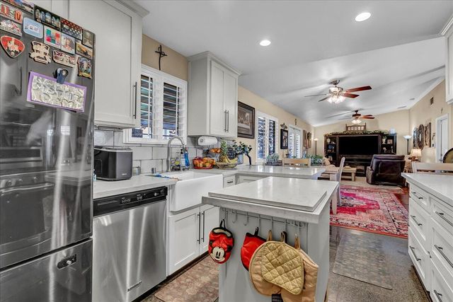 21544 Grangeville Boulevard, Lemoore, CA 93245