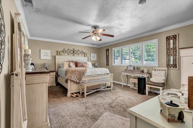 21544 Grangeville Boulevard, Lemoore, CA 93245