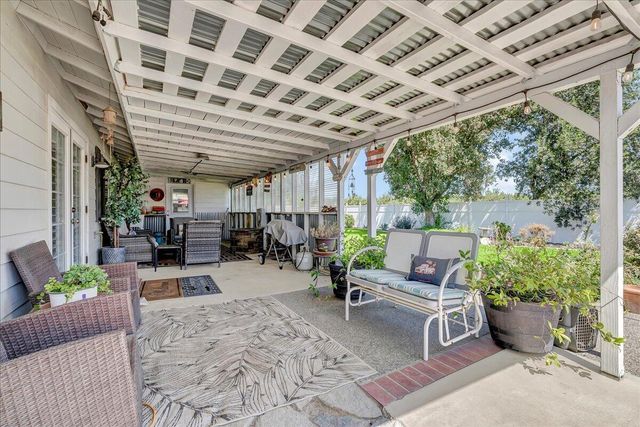 21544 Grangeville Boulevard, Lemoore, CA 93245