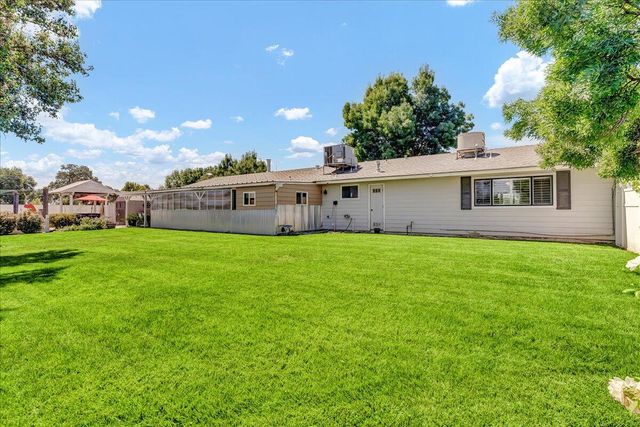 21544 Grangeville Boulevard, Lemoore, CA 93245