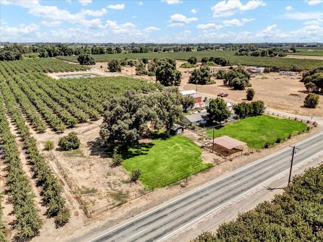 21544 Grangeville Boulevard, Lemoore, CA 93245