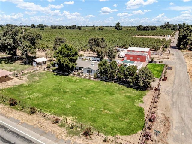 21544 Grangeville Boulevard, Lemoore, CA 93245