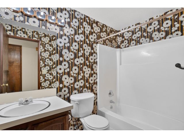 14870 Sw BONNIE BRAE St, Beaverton, OR 97007