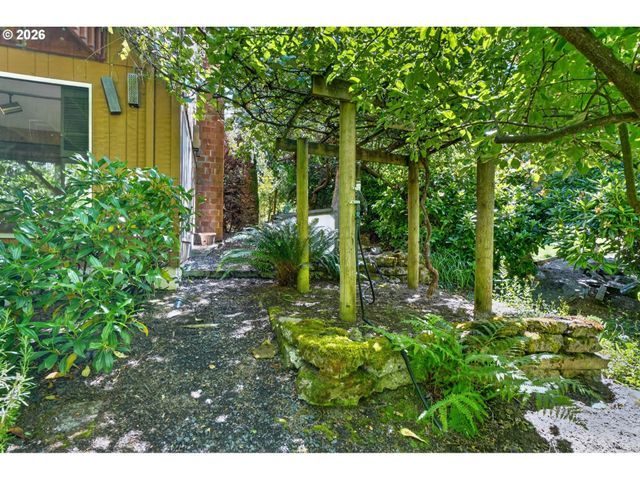 14870 Sw BONNIE BRAE St, Beaverton, OR 97007