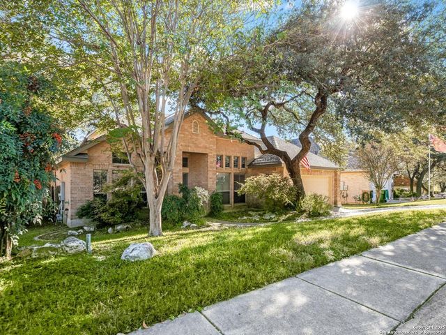 318 Legend Brz, San Antonio, TX 78260