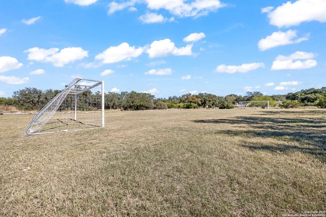 318 Legend Brz, San Antonio, TX 78260