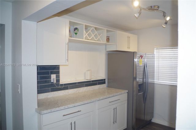 5465 N Andrews Avenue, Oakland Park, FL 33309