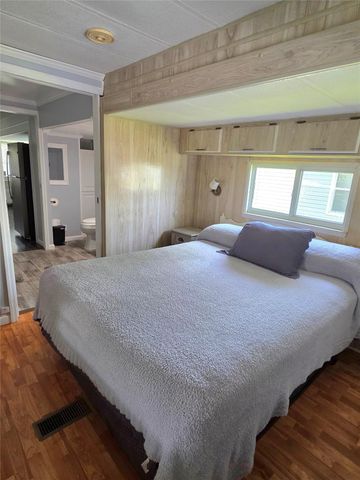 12310 SE 143rd Ave, Basinger, FL 34974