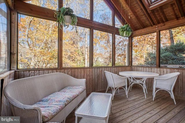 3105 MILLER HEIGHTS RD, Oakton, VA 22124