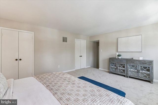 3105 MILLER HEIGHTS RD, Oakton, VA 22124