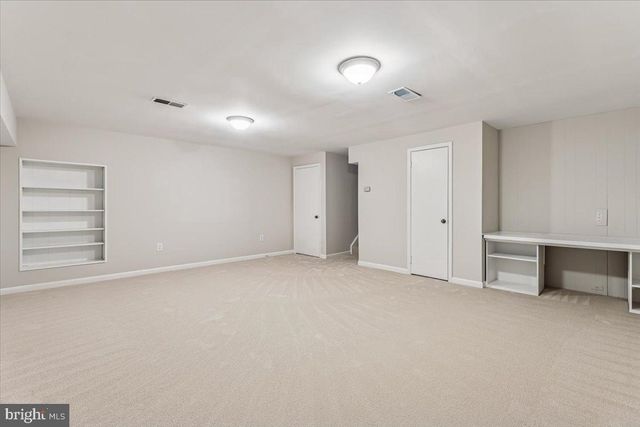 3105 MILLER HEIGHTS RD, Oakton, VA 22124