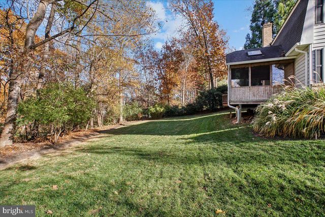 3105 MILLER HEIGHTS RD, Oakton, VA 22124