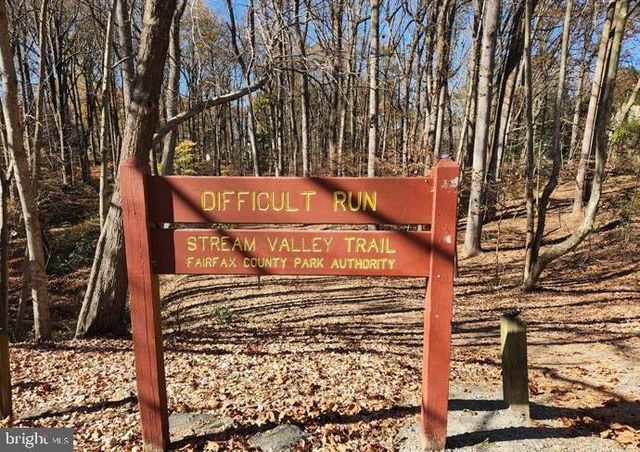 3105 MILLER HEIGHTS RD, Oakton, VA 22124