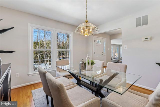 3105 MILLER HEIGHTS RD, Oakton, VA 22124