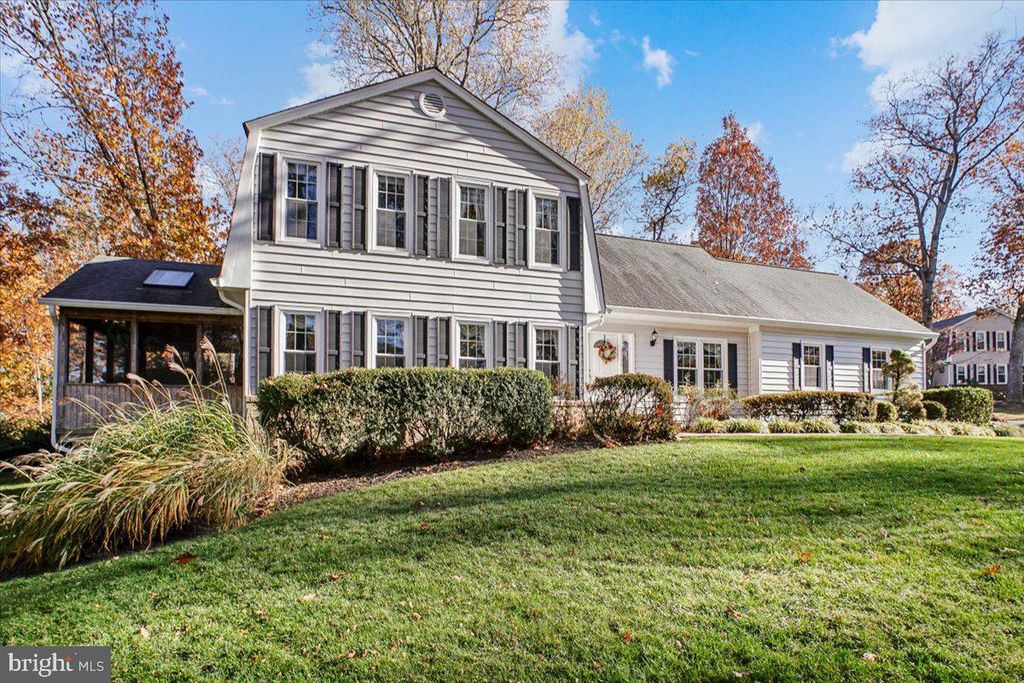 3105 MILLER HEIGHTS RD, Oakton, VA 22124