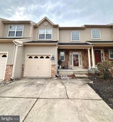 26 GLACIER DR, Berlin, NJ 08009