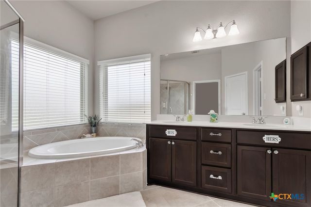 217 Split Rail Drive, San Marcos, TX 78666