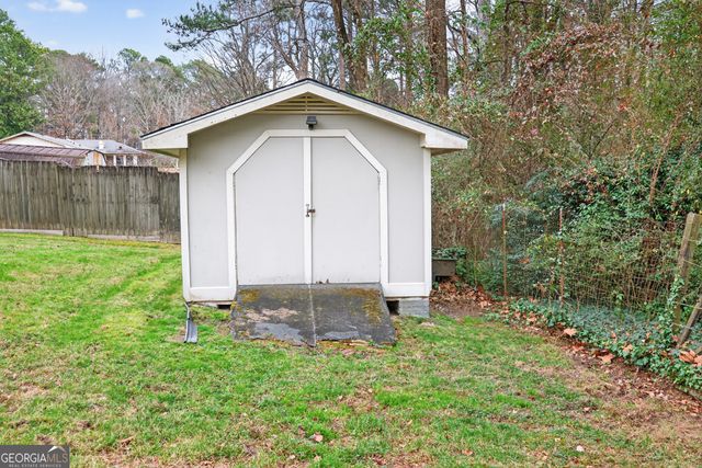 2015 Highriggs Lane, Snellville, GA 30078