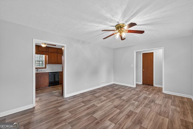 2015 Highriggs Lane, Snellville, GA 30078