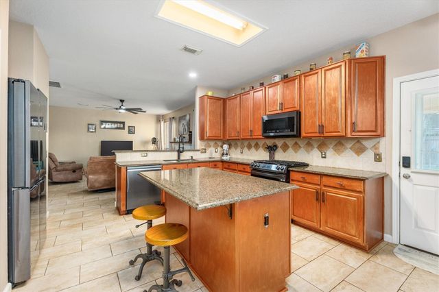 6723 Atasca South Court, Humble, TX 77346